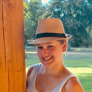 Meet your Posher, Tiffany